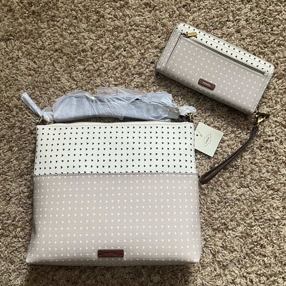 Fossil Fiona Hearts Large Crossbody and Wallet